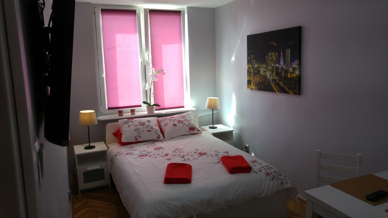 Rent0Nline Niepodleglosci Rooms Metro Warsaw Exterior photo